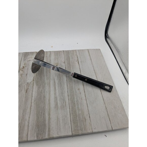 Vintage #3 Potato Vegetable Solid Blade Masher Black Handle Utensil 9 3/8" - Picture 1 of 8